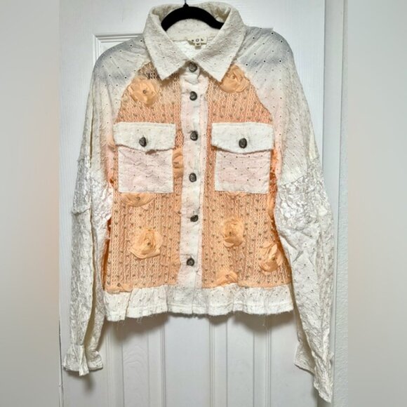 POL Elegant White and Cream Floral Button Down Shirt - Picture 12 of 14